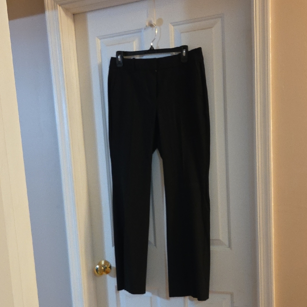 Ann Taylor Classic Black Trouser Leg Pants 6p